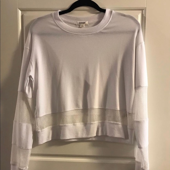 Women’s Clothing - Picture 1 of 8